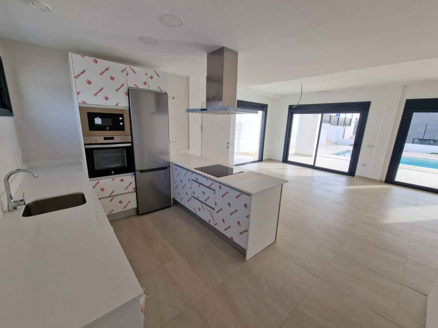 3 LEFT! MODERN LUXURY VILLAS IN LA DUQUESA