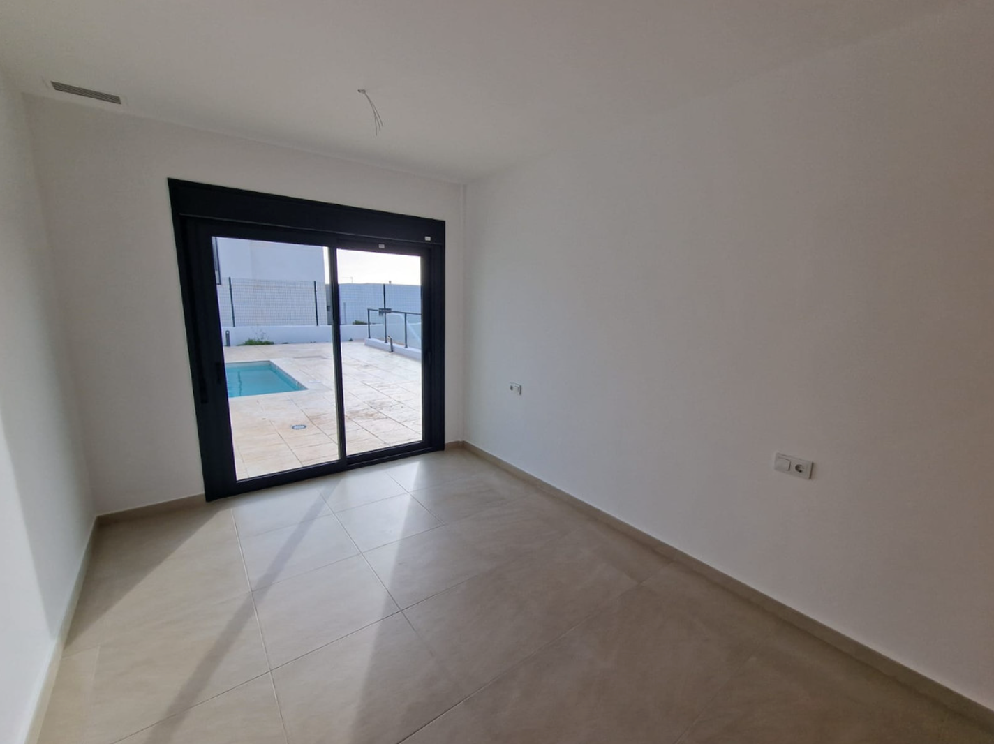3 LEFT! MODERN LUXURY VILLAS IN LA DUQUESA