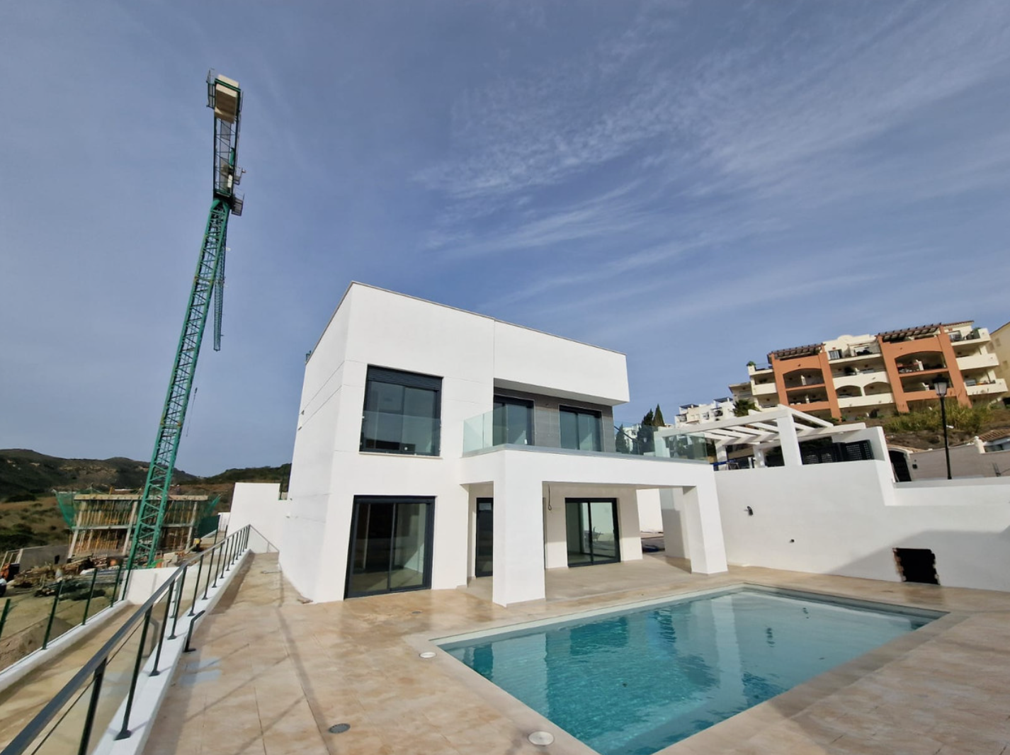 3 LEFT! MODERN LUXURY VILLAS IN LA DUQUESA